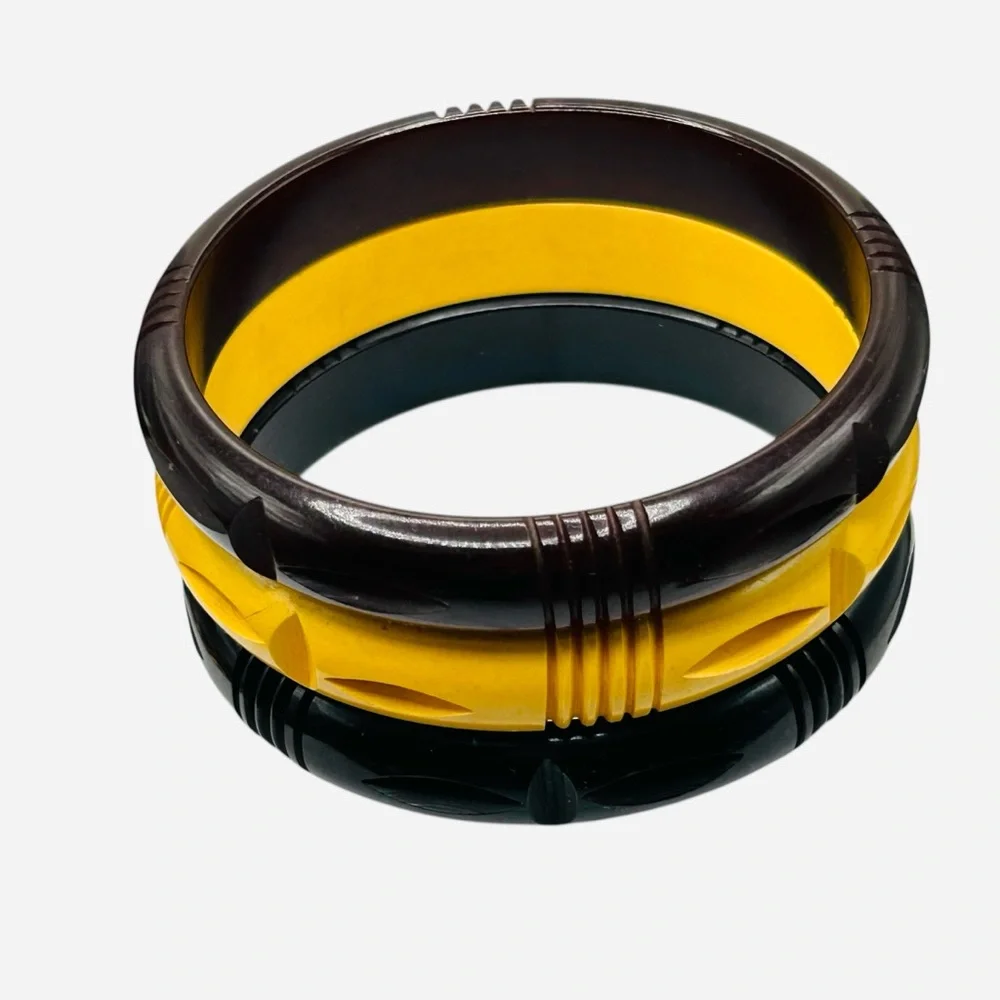Vintage Carved Bakelite Bangles Black, Butterscotch and Chocolate